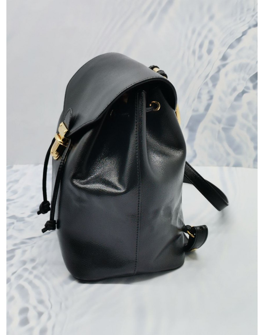 FENDI VITELLO CRUISE F IS FENDI DRAWSTRING MEDIUM BLACK BACKPACK